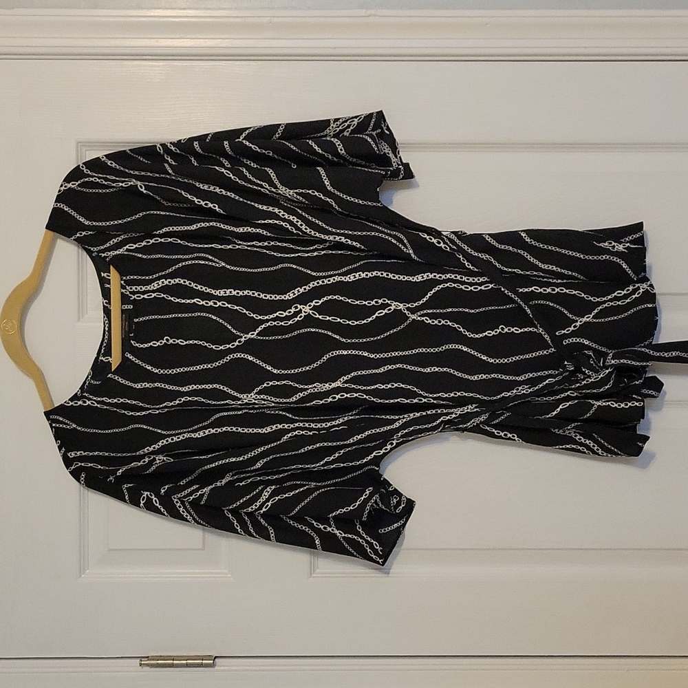 Black print Women's Plus Tunic (2X)